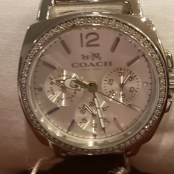 Coach Watch/AUTHENTIC - Picture 5 of 5